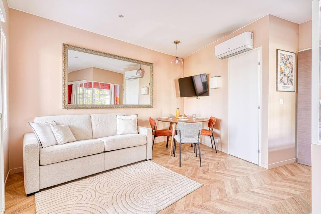 Appartement Proche Parc Monceau Pereire - III París Exterior foto